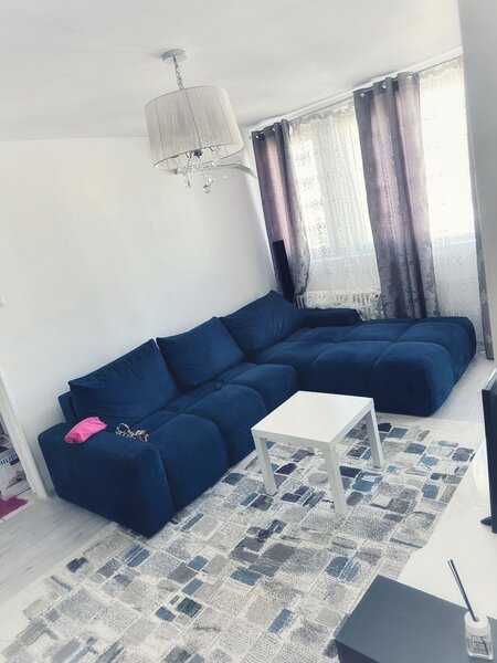 Dristor, Farmacia Tei, Mega Image, loc parcare